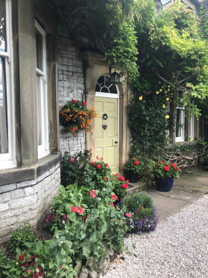 Great Longstone The Hollow Bed And Breakfast المظهر الخارجي الصورة