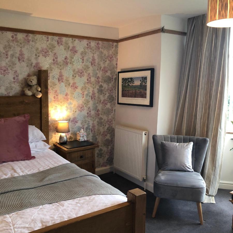Great Longstone The Hollow Bed And Breakfast المظهر الخارجي الصورة