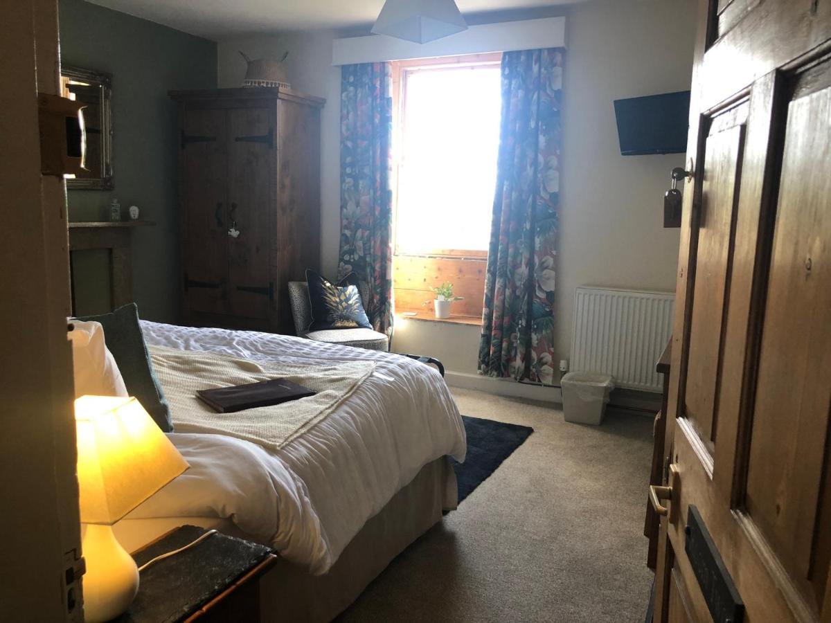 Great Longstone The Hollow Bed And Breakfast المظهر الخارجي الصورة